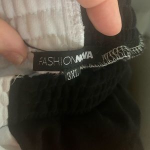 Fashion nova sweats black and white
